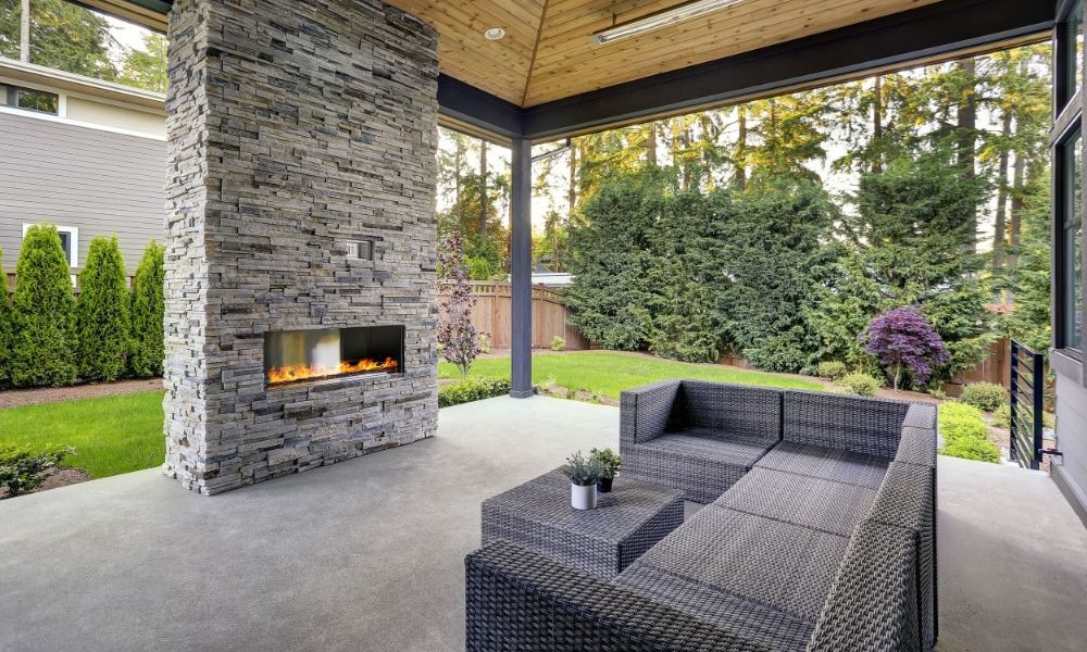 Create a gorgeous modern backyard design using concrete floor coatings